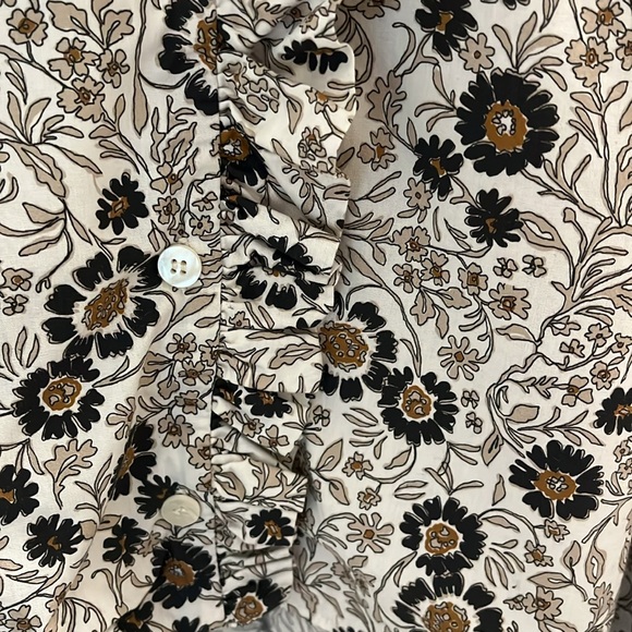 Zara button down ruffled cotton shirt. - Picture 10 of 15